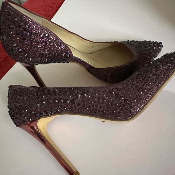 Gianni Bini purple pumps - Picture 3 of 3